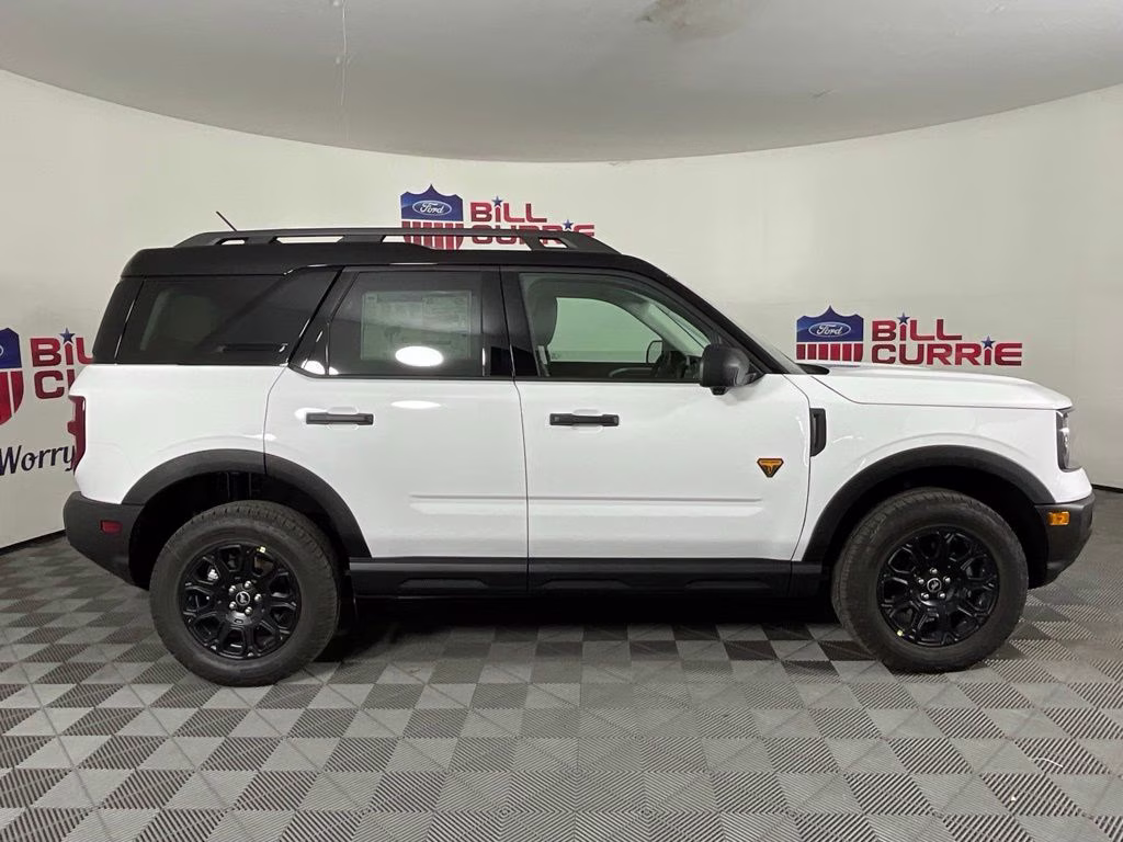 2026 Oxford White Ford Bronco Sport Badlands 4X4 SUV