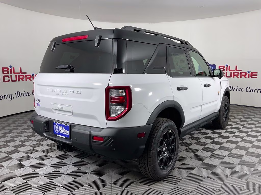 2026 Oxford White Ford Bronco Sport Badlands 4X4 SUV