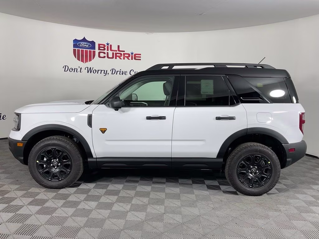 2026 Oxford White Ford Bronco Sport Badlands 4X4 SUV
