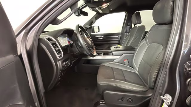 2019 Granite Crystal Metallic Clearcoat Ram 1500 Big Horn/Lone Star 4X4 Truck