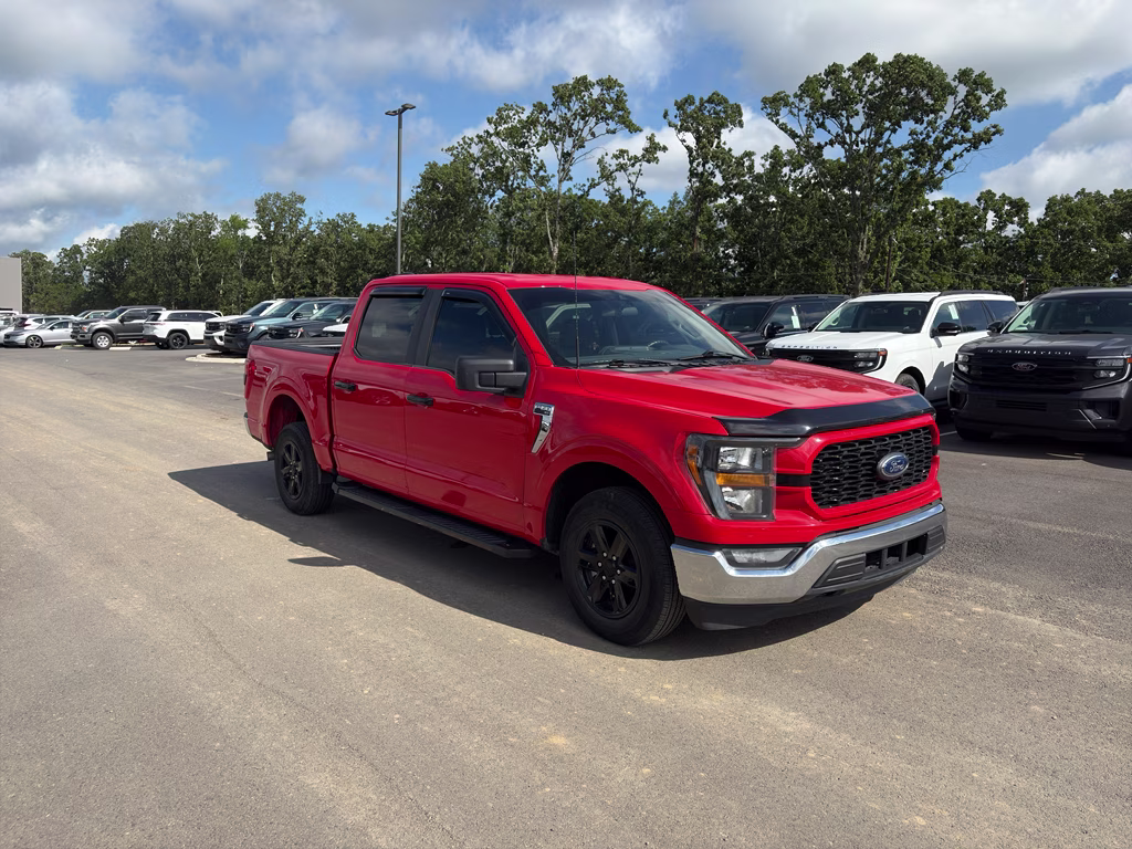 2023 RACE RED Ford F-150 XLT RWD Truck