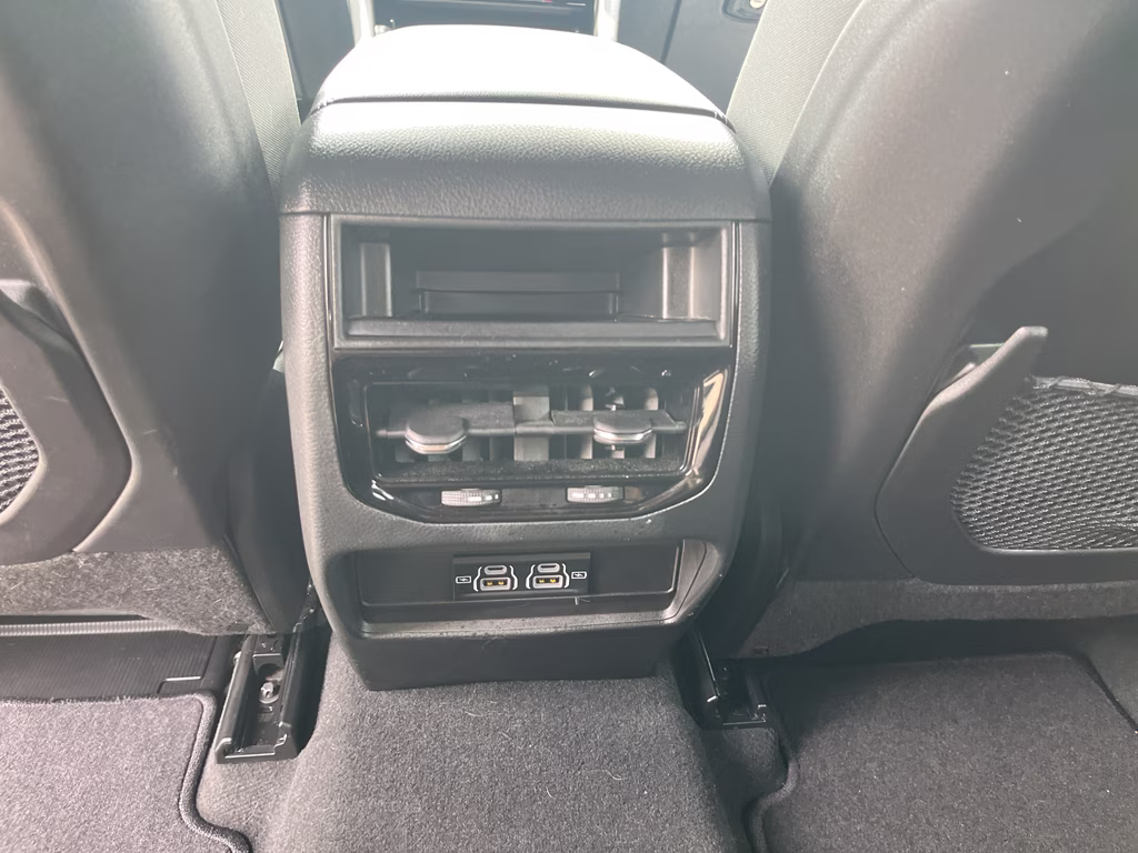 2024 Silver Zynith Jeep Grand Cherokee Laredo X RWD SUV