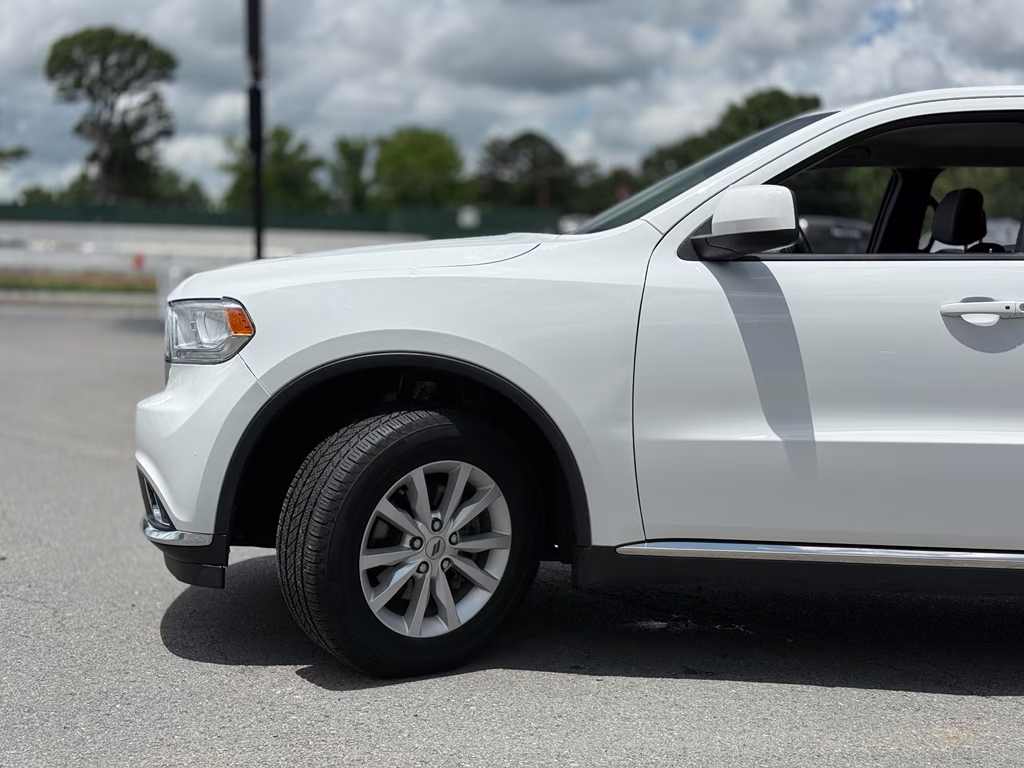 2020 White Knuckle Clearcoat Dodge Durango SXT Plus AWD SUV