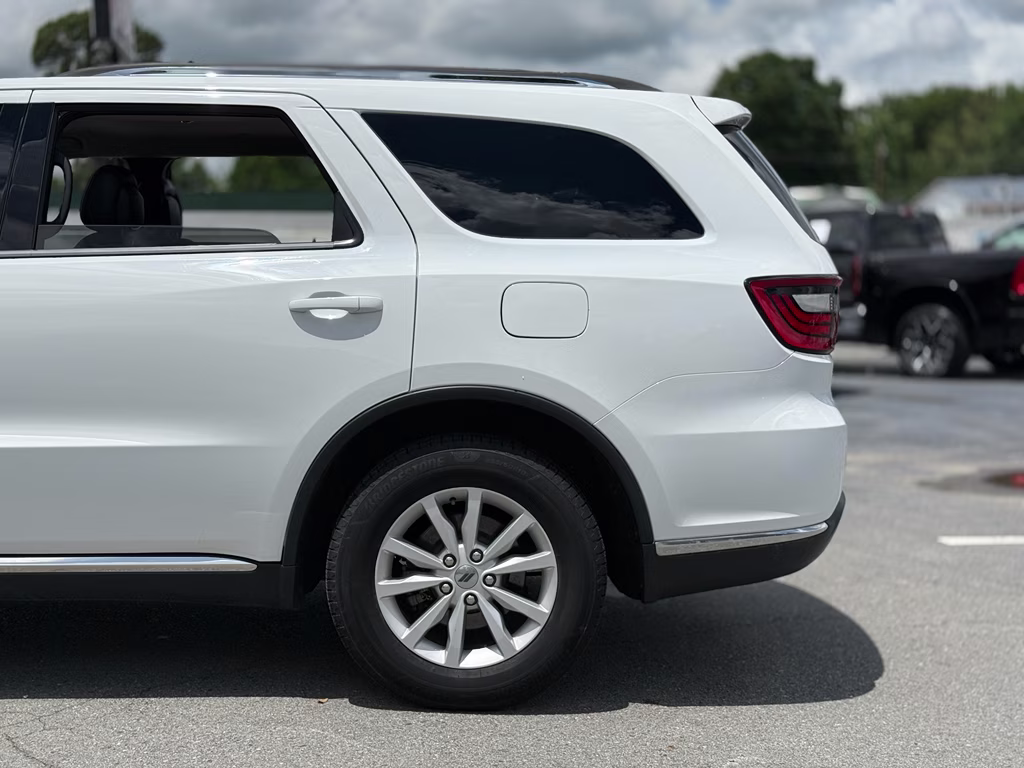 2020 White Knuckle Clearcoat Dodge Durango SXT Plus AWD SUV