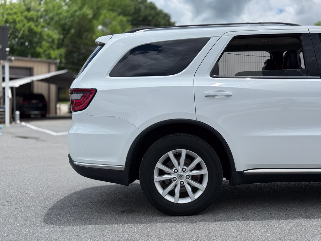 2020 White Knuckle Clearcoat Dodge Durango SXT Plus AWD SUV