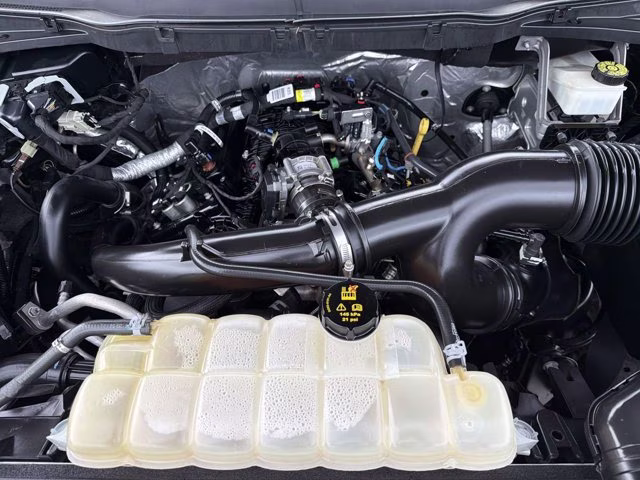 2022 Quartz Metallic Ford F-150 Lariat RWD Truck
