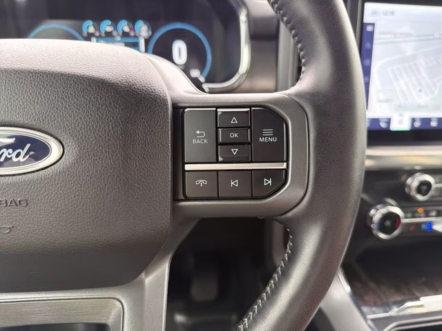 2022 Quartz Metallic Ford F-150 Lariat RWD Truck