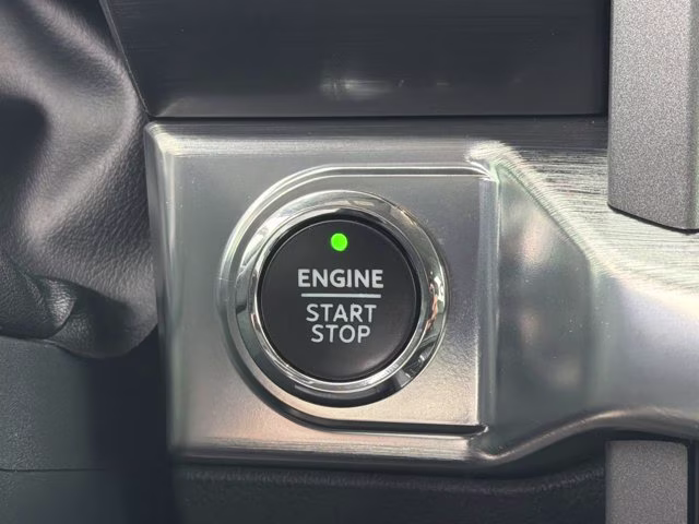 2022 Quartz Metallic Ford F-150 Lariat RWD Truck