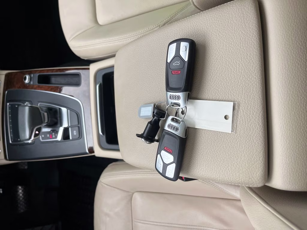 2018 Blue Metallic Audi Q5 2.0T Premium Plus AWD SUV