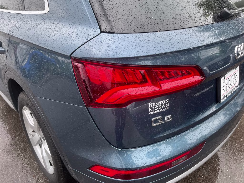 2018 Blue Metallic Audi Q5 2.0T Premium Plus AWD SUV