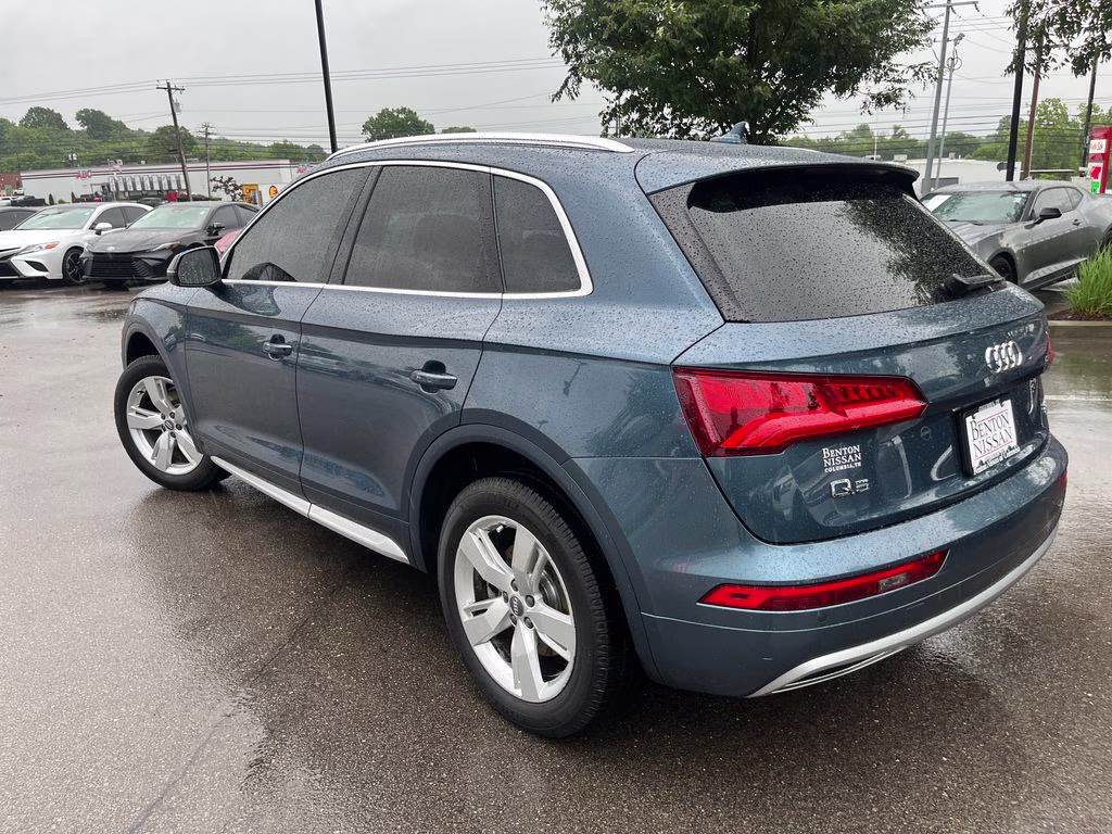 2018 Blue Metallic Audi Q5 2.0T Premium Plus AWD SUV