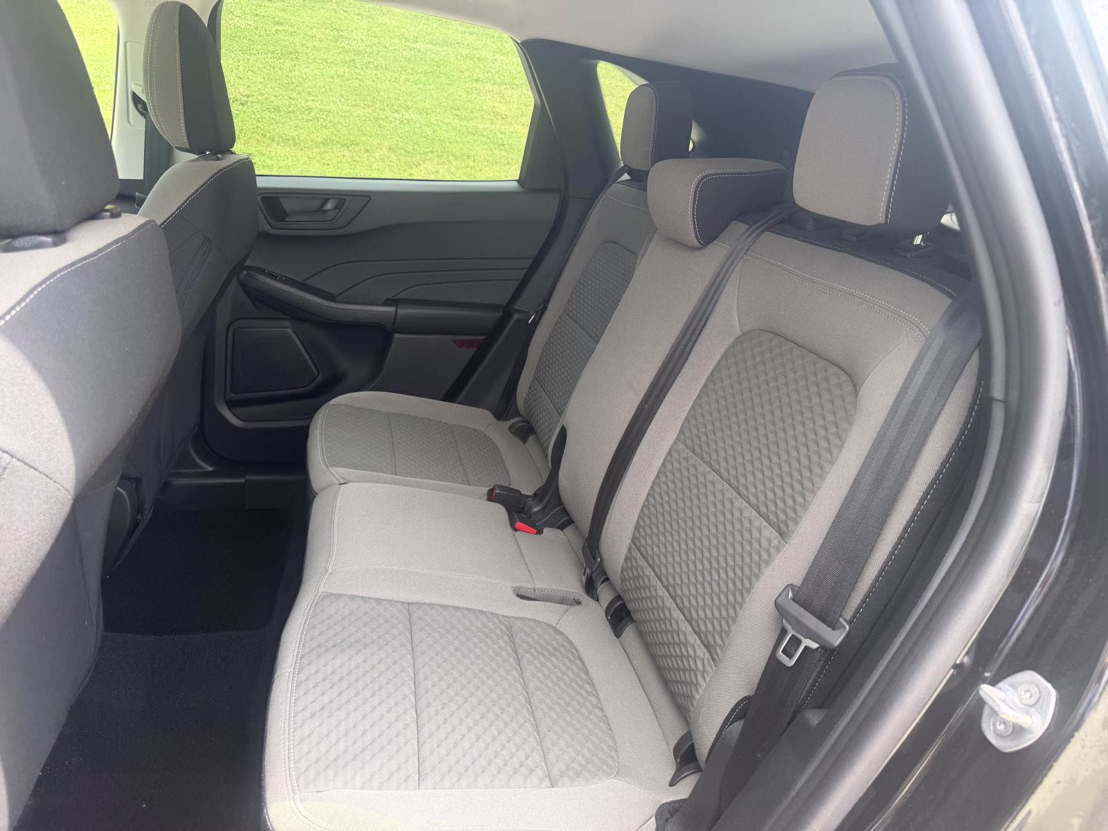 2022 Agate Black Ford Escape SE FWD SUV