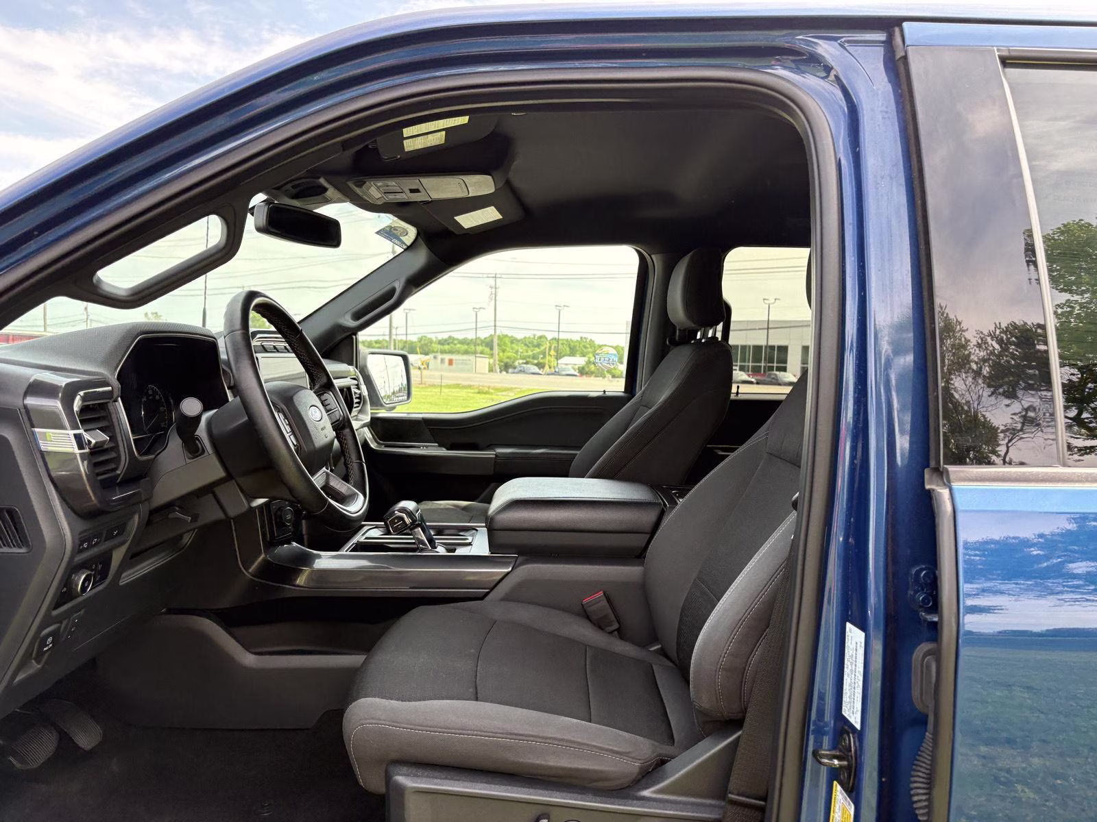 2023 Atlas Blue Ford F-150 XLT 4X4 Truck
