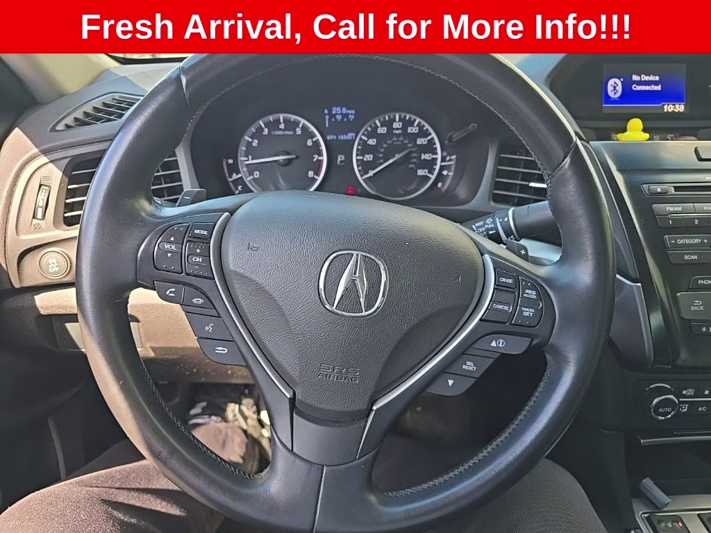 2013 Bellanova White Pearl Acura ILX 2.0L FWD Sedan