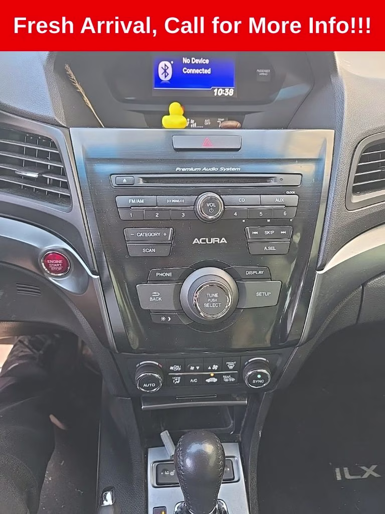 2013 Bellanova White Pearl Acura ILX 2.0L FWD Sedan