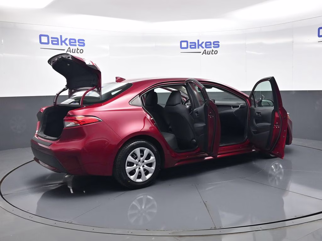 2022 Pearl Toyota Corolla LE FWD Sedan