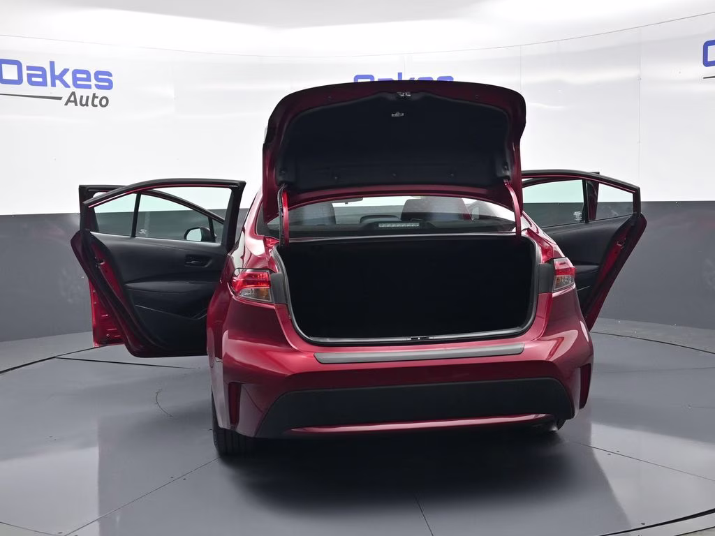 2022 Pearl Toyota Corolla LE FWD Sedan