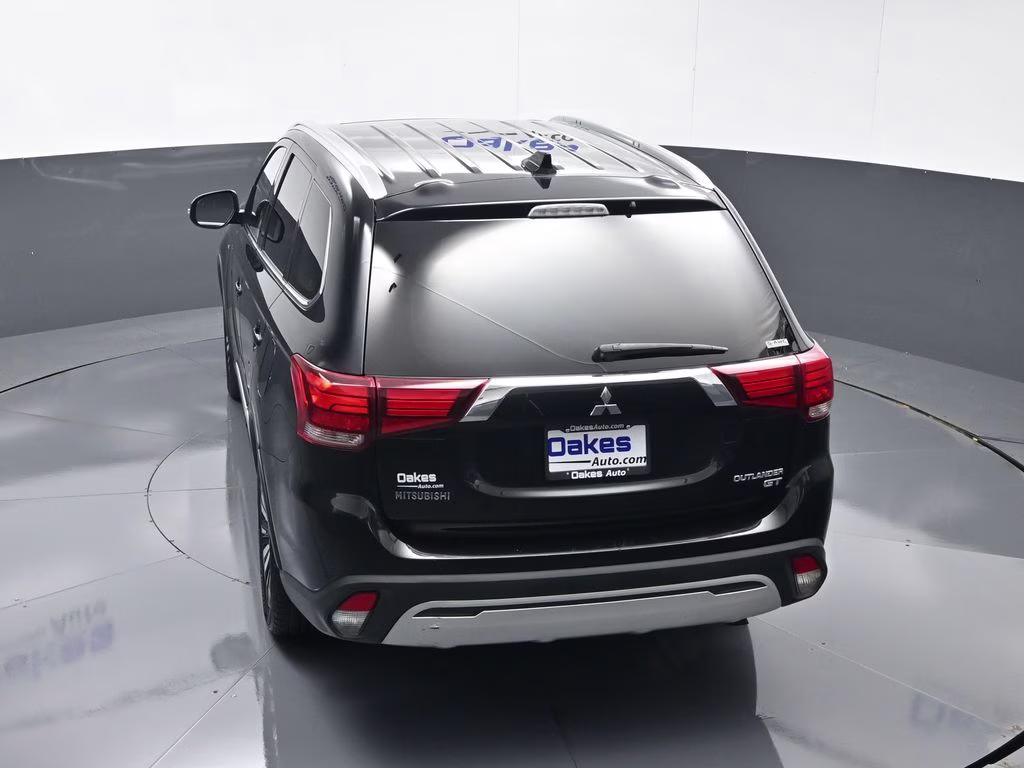 2019 Labrador Black Metallic Mitsubishi Outlander GT 4X4 SUV