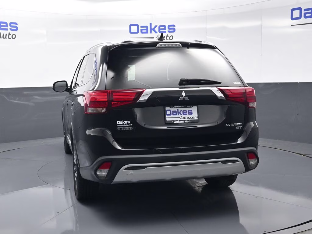 2019 Labrador Black Metallic Mitsubishi Outlander GT 4X4 SUV