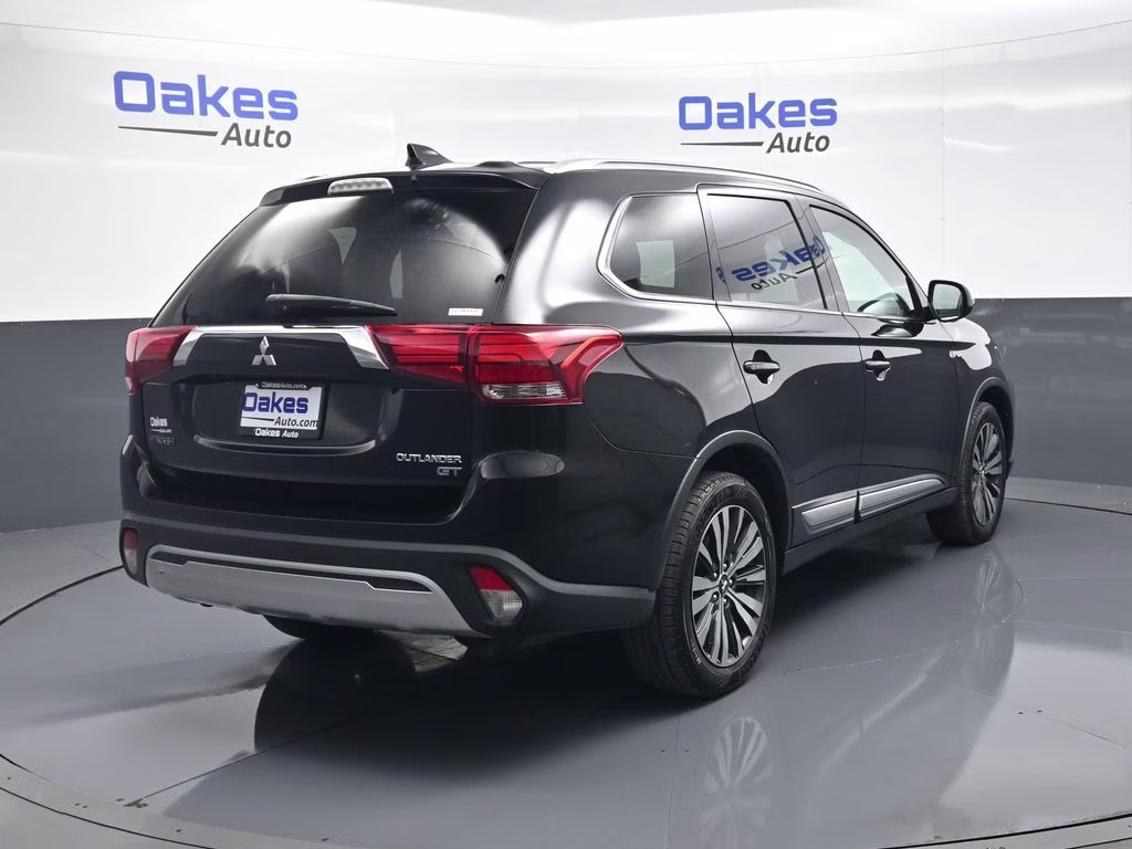 2019 Labrador Black Metallic Mitsubishi Outlander GT 4X4 SUV