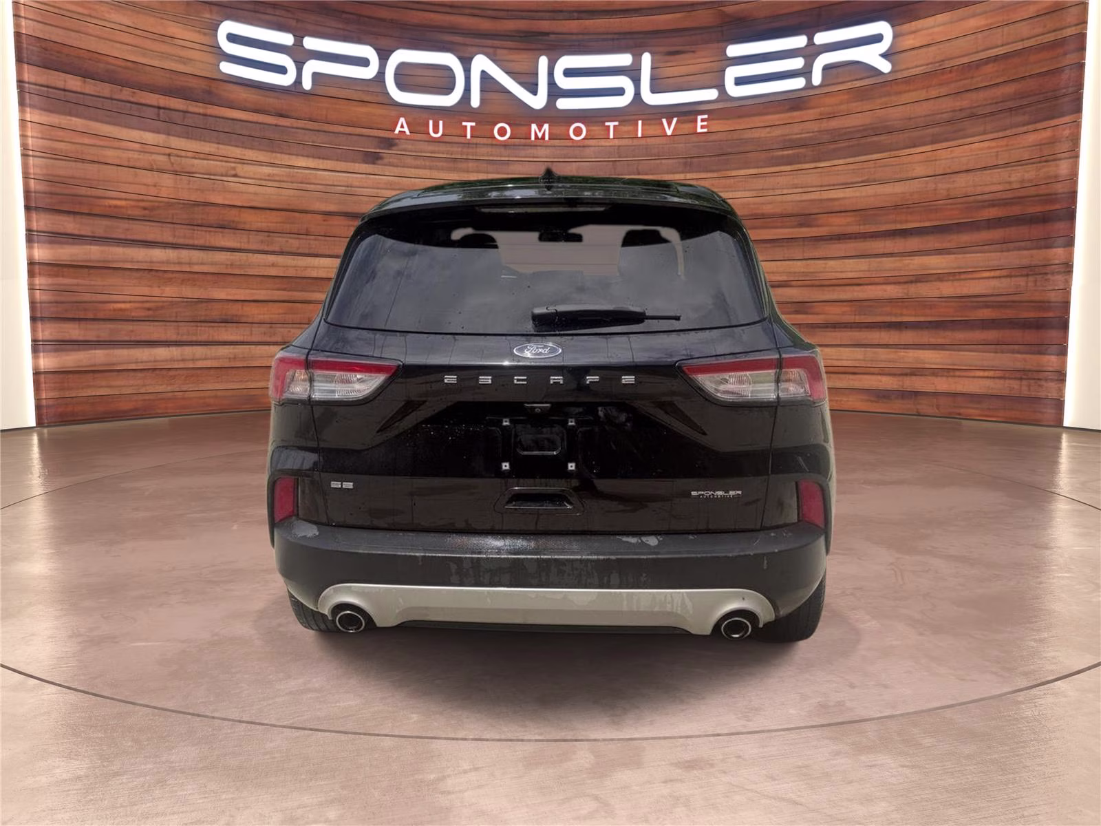 2022 Agate Black Ford Escape SE FWD SUV