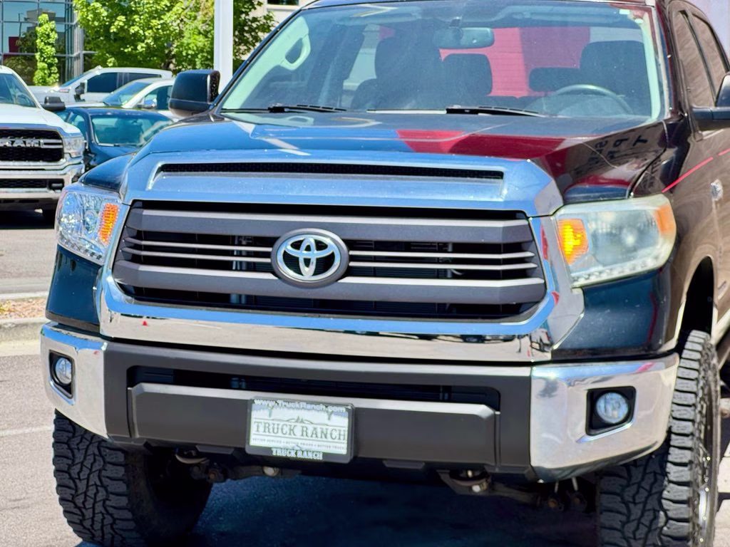2014 Black Toyota Tundra SR5 4X4 Truck