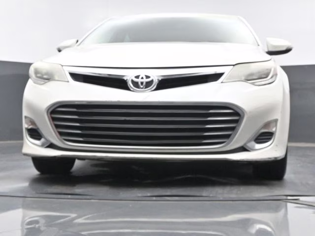 2014 Blizzard Pearl Toyota Avalon XLE Premium FWD Sedan