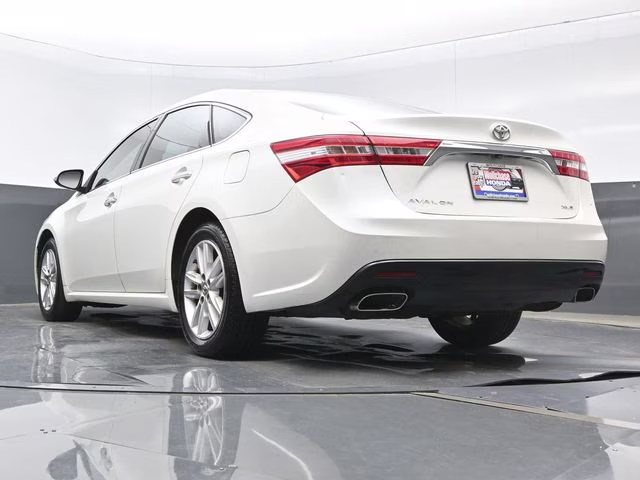 2014 Blizzard Pearl Toyota Avalon XLE Premium FWD Sedan