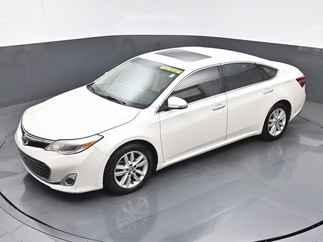 2014 Blizzard Pearl Toyota Avalon XLE Premium FWD Sedan