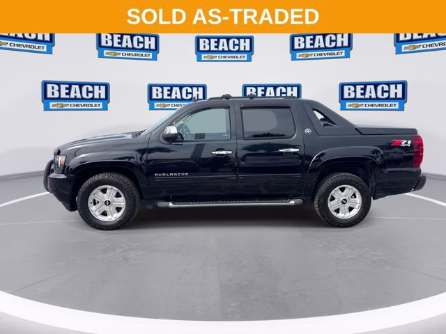 2013 Black Chevrolet Avalanche 1500 LT 4X4 Truck