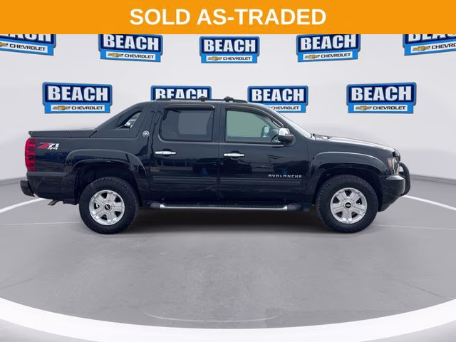 2013 Black Chevrolet Avalanche 1500 LT 4X4 Truck