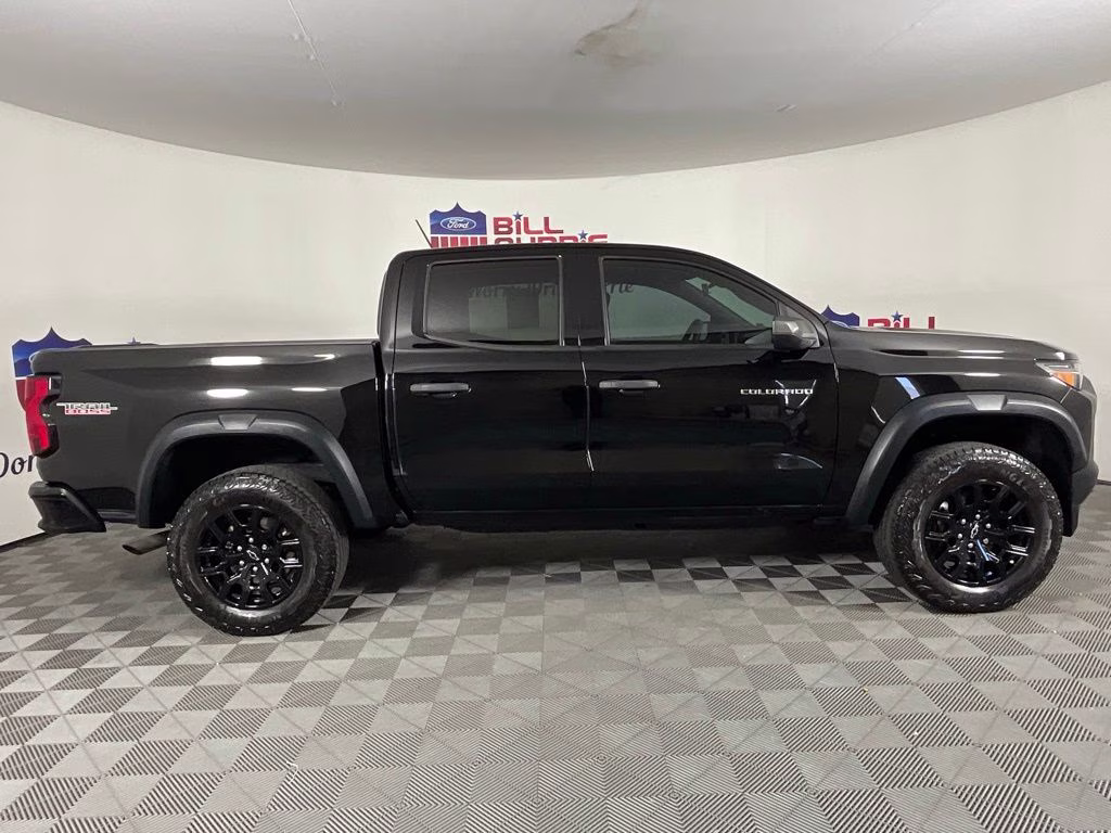 2023 Black Chevrolet Colorado Trail Boss 4X4 Truck