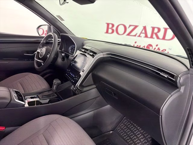2024 White Hyundai Santa Cruz SEL FWD Truck