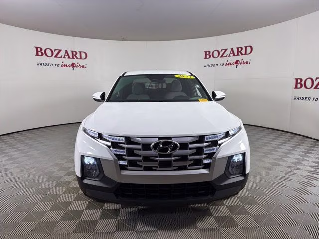 2024 White Hyundai Santa Cruz SEL FWD Truck