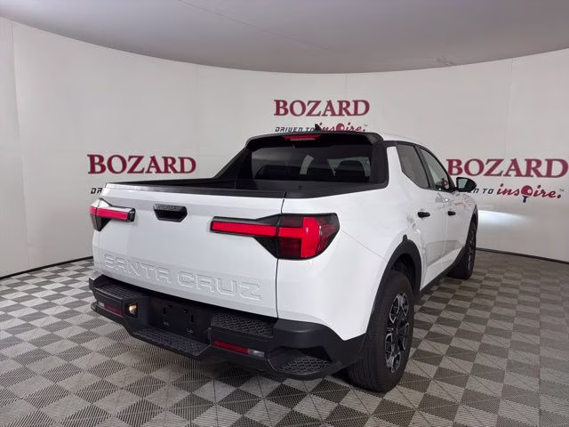 2024 White Hyundai Santa Cruz SEL FWD Truck
