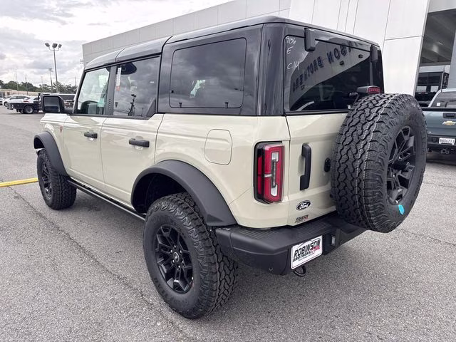 2026 Desert Sand Ford Bronco Badlands 4X4 SUV