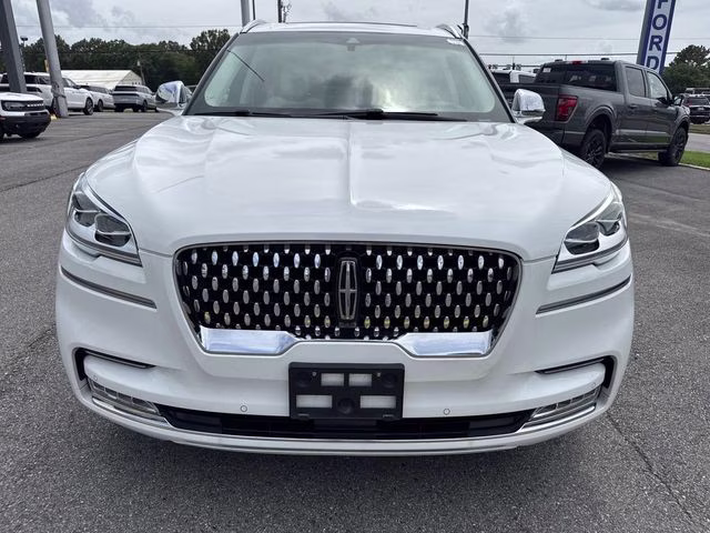2021 White Lincoln Aviator Black Label AWD SUV