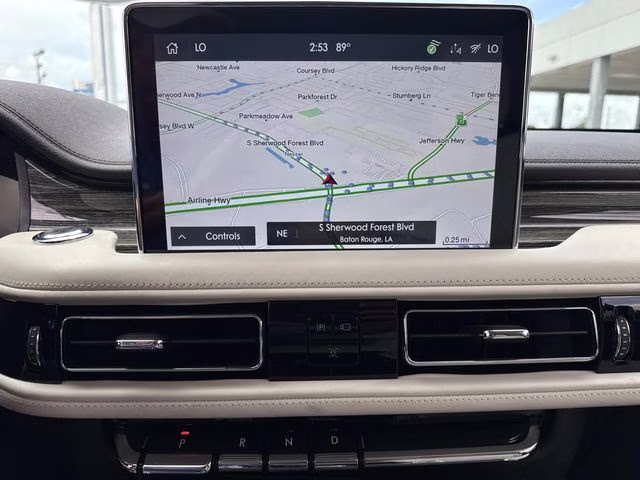2021 White Lincoln Aviator Black Label AWD SUV