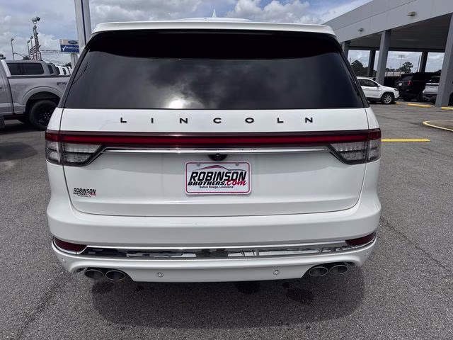 2021 White Lincoln Aviator Black Label AWD SUV