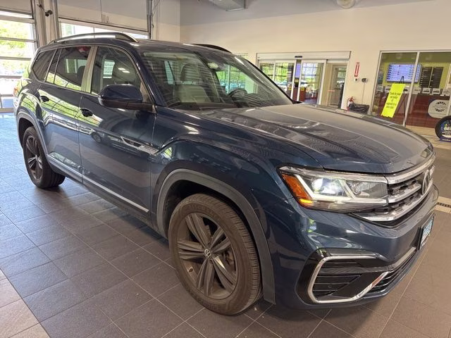 2021 Blue Volkswagen Atlas 3.6L V6 SE w/Technology R-Line AWD SUV