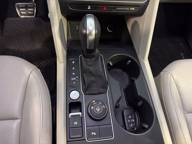 2021 Blue Volkswagen Atlas 3.6L V6 SE w/Technology R-Line AWD SUV