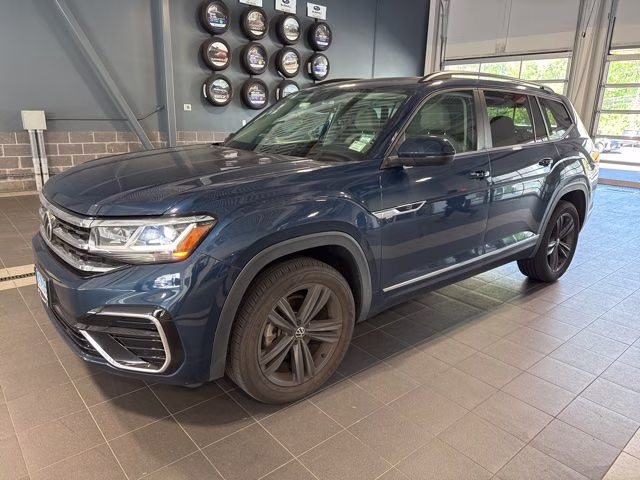 2021 Blue Volkswagen Atlas 3.6L V6 SE w/Technology R-Line AWD SUV