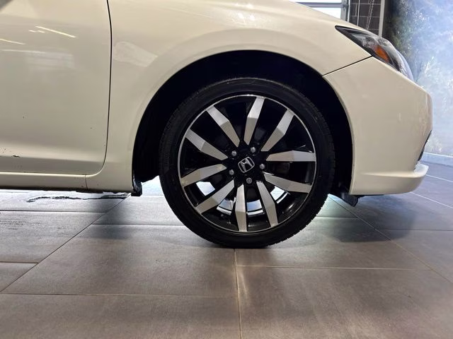 2014 White Orchid Pearl Honda Civic EX-L FWD Sedan