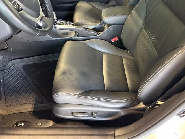 2014 White Orchid Pearl Honda Civic EX-L FWD Sedan