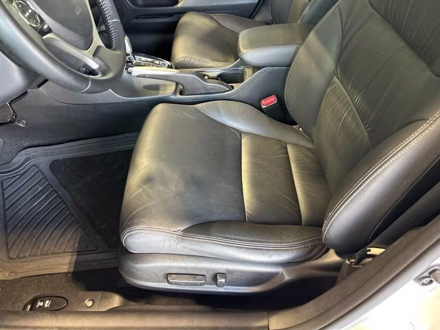 2014 White Orchid Pearl Honda Civic EX-L FWD Sedan