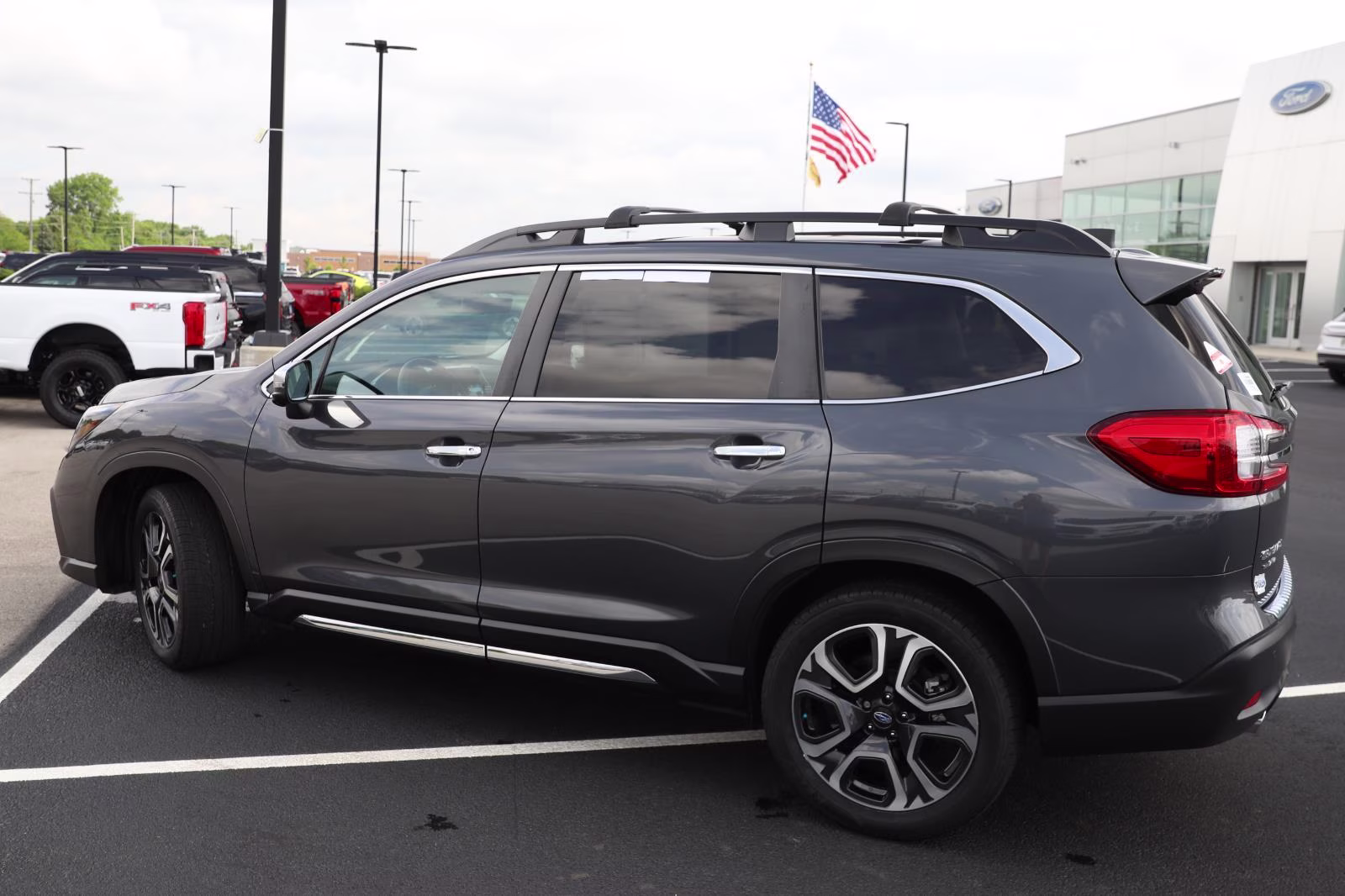 2023 Magnetite Gray Metallic Subaru Ascent Touring AWD SUV