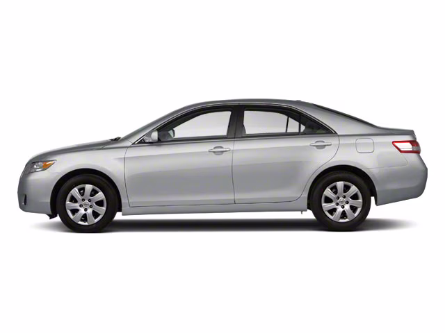 2010 Classic Silver Metallic Toyota Camry SE FWD Sedan