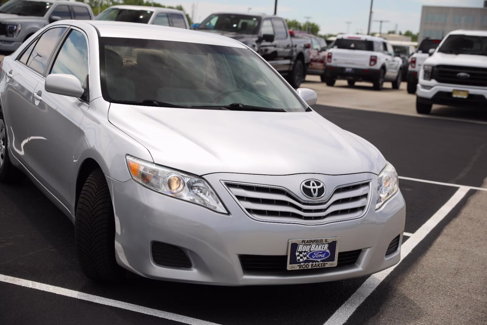 2010 Classic Silver Metallic Toyota Camry LE FWD Sedan