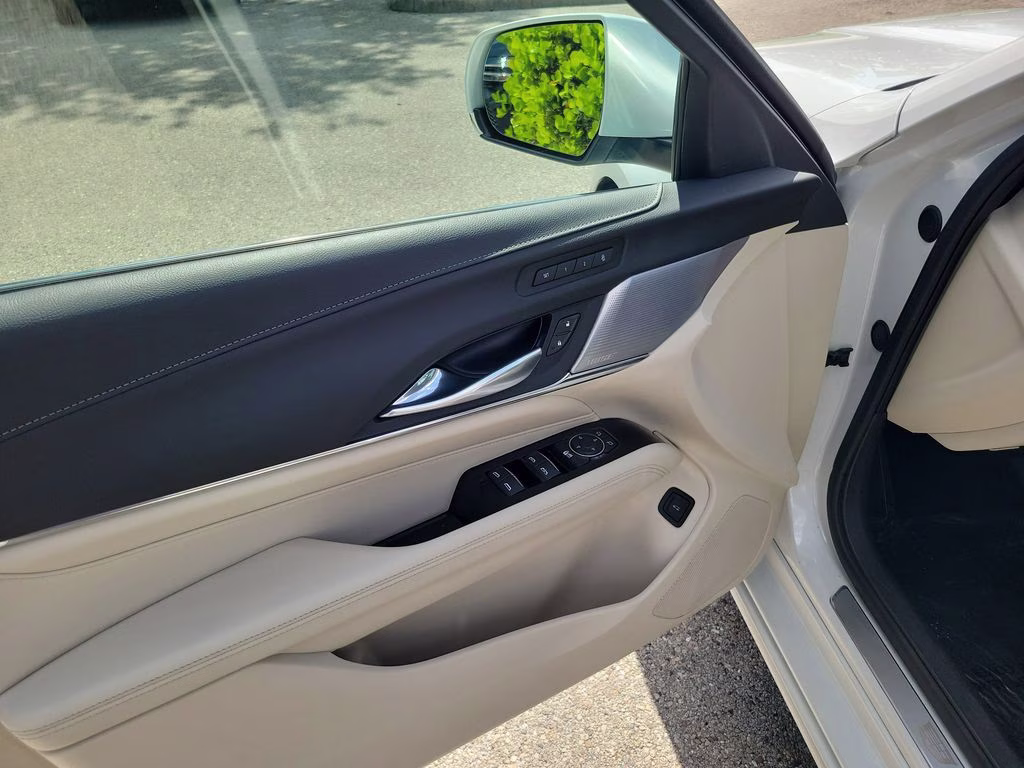 2024 Crystal White Tricoat Cadillac CT4 Premium Luxury RWD Sedan