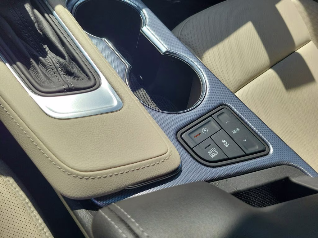2024 Crystal White Tricoat Cadillac CT4 Premium Luxury RWD Sedan